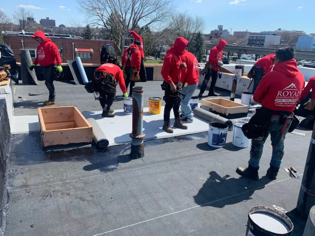 Queens, NY Roofers On Flat Roof